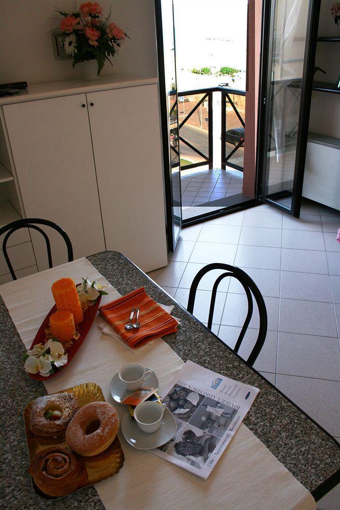 Residenza Sol Holiday Rimini Eksteriør billede
